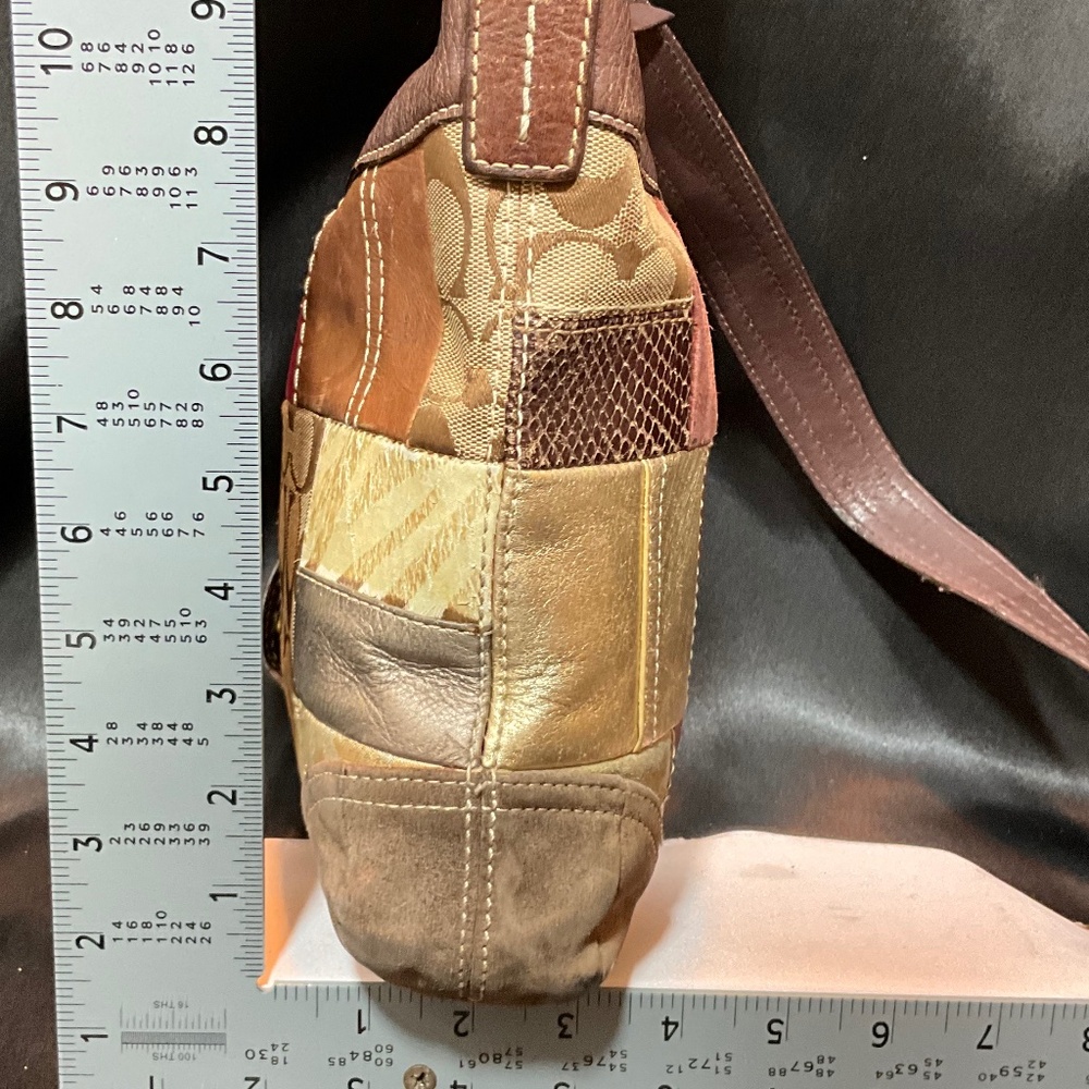 Coach shoulder bag, signature patchwork.   22-H7Cc - Picture 8 of 10